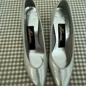 Notorious Silver Women's Flats
